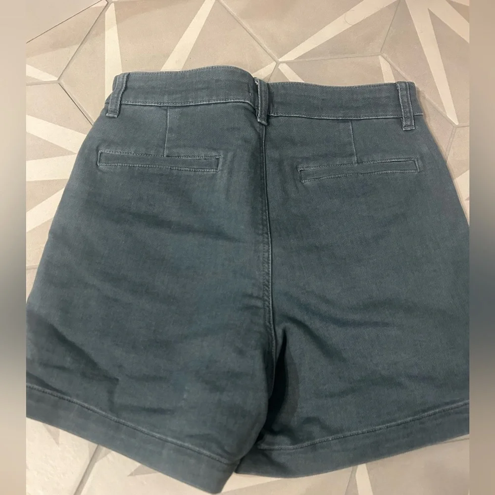 Faherty Stretch Terry Patch Pocket High-Rise Washed Blue Women’s Shorts - Picture 4 of 5